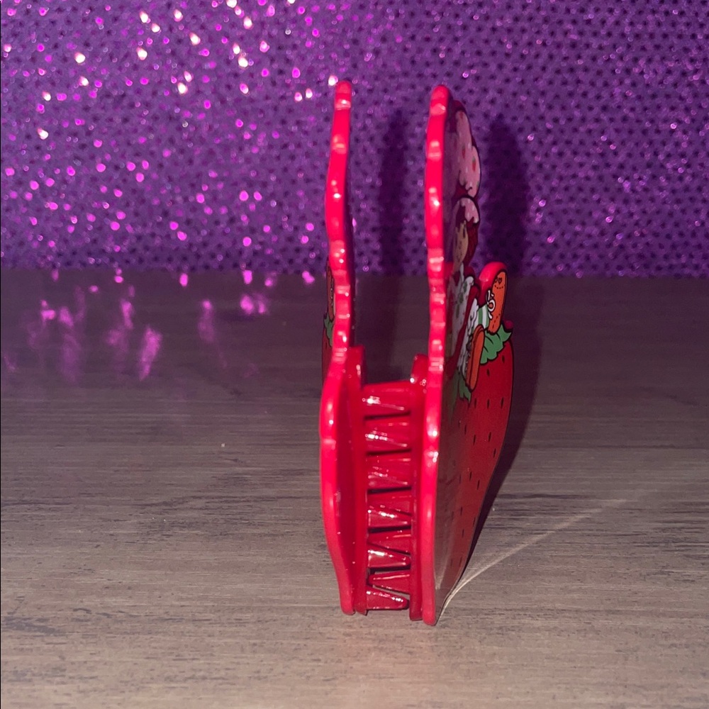 Strawberry Shortcake Hair Claw Clip • Vintage Style • NWOT - Picture 2 of 6